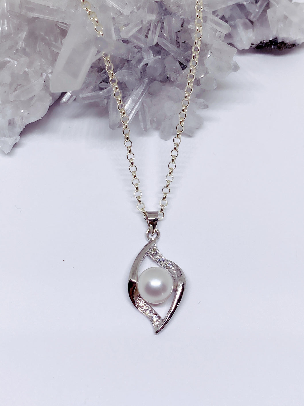 Freshwater Pearl & Cubic Zirconia Pendant - Sterling Silver with Chain
